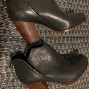 Gianni Bini Ankle Boots
